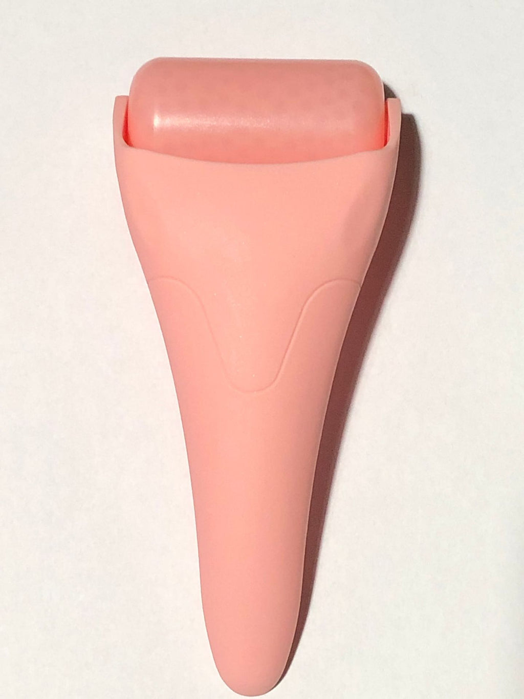Smooth, Depuff, Glow – Your Daily Ice Roller